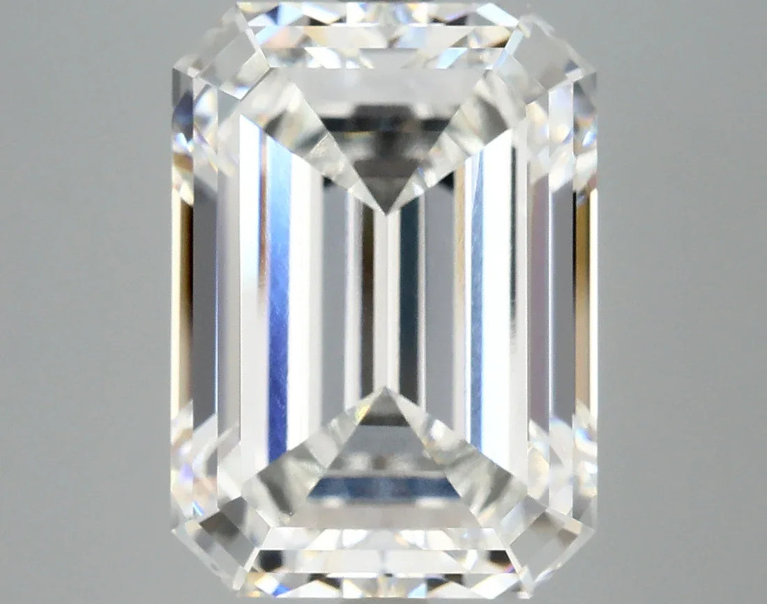 9.05 F VVS2 EM Diamond