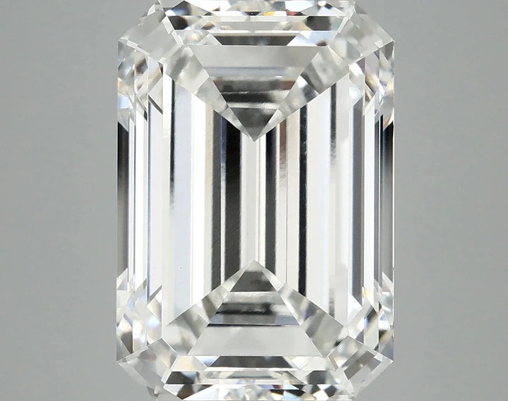 8.07 G VVS2 EM Diamond