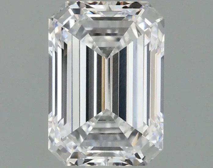 1.59 D VS1 EM Diamond