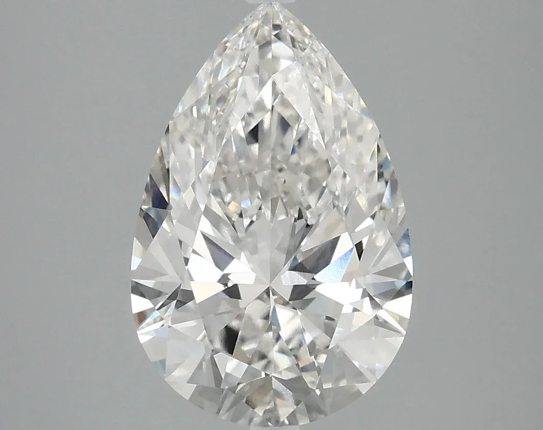 3.04 F VVS2 PE Diamond