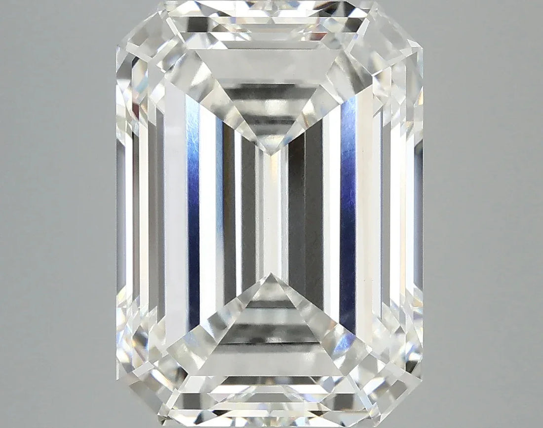 8.08 G VVS2 EM Diamond