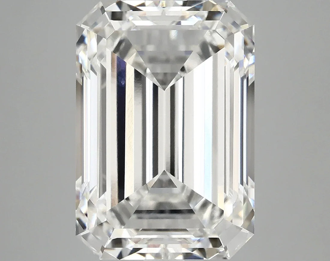 9.06 F VVS2 EM Diamond