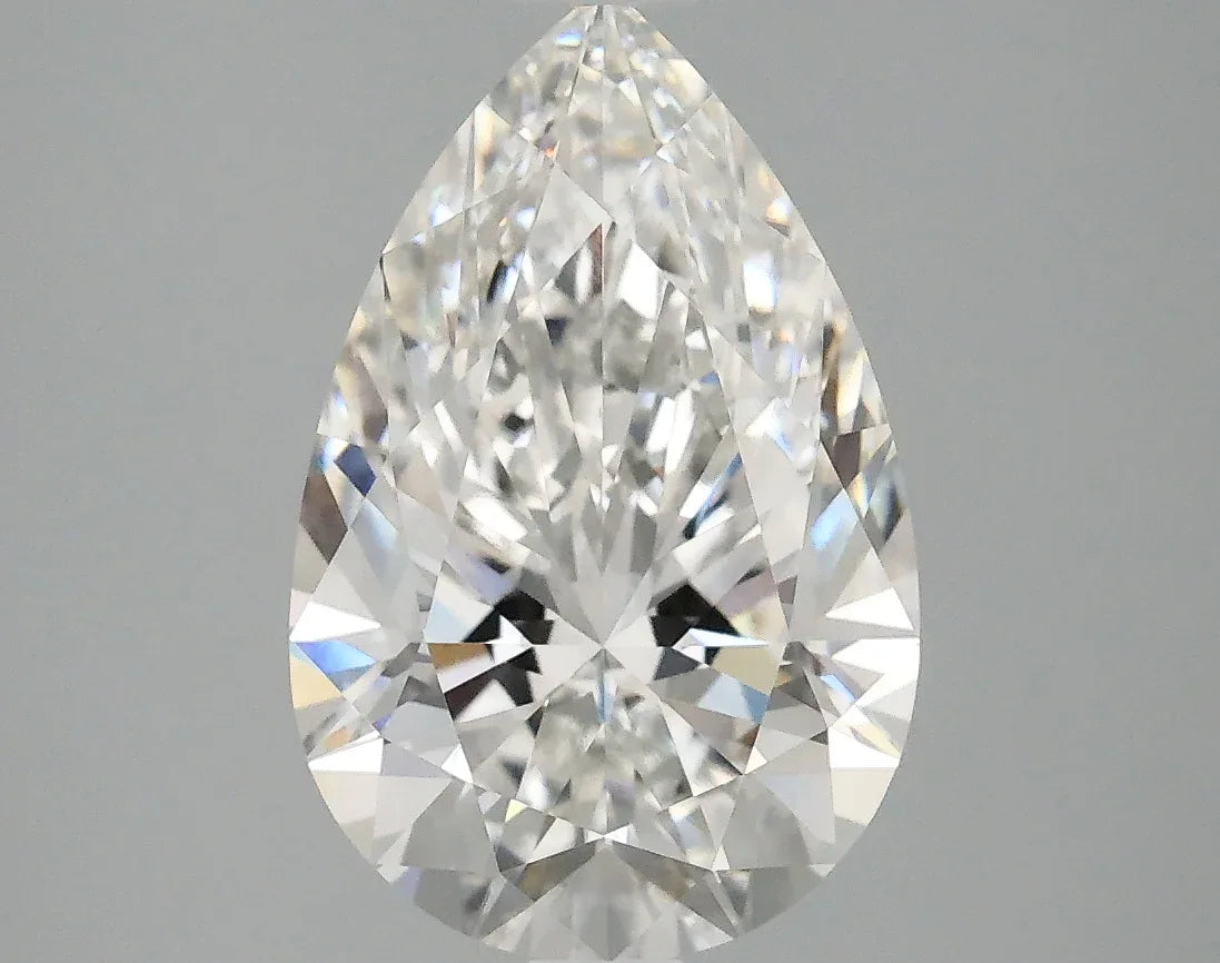 3.02 F VVS2 PE Diamond