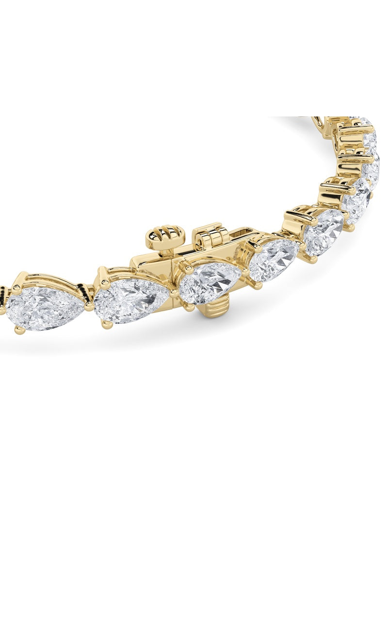 6Cttw Pear Shaped Lab Grown Diamond (F/VS) Fancy Line Bracelet in 14K Gold