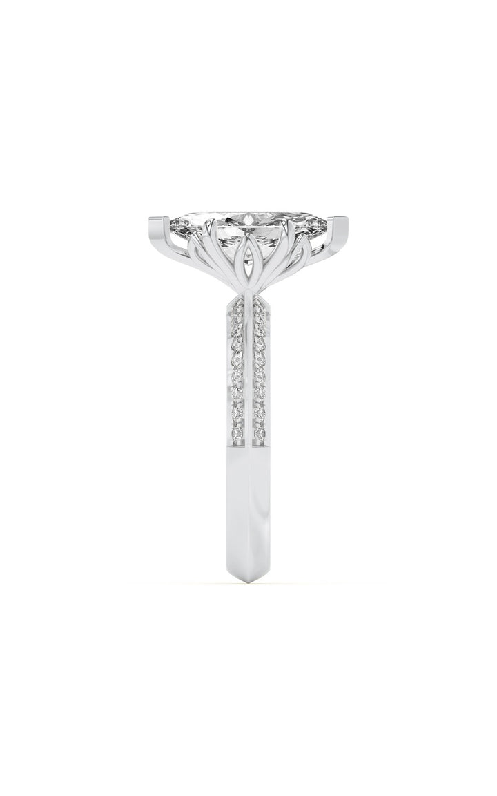 2.5CTW Marquise Shaped Lab Grown Diamond (F/VS) Ring in 14K Gold