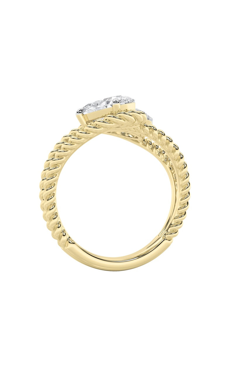 2Cttw Oval Shaped Lab Grown Diamond (F/VS) Toi etMoi Fashiion Ring in 14K Gold