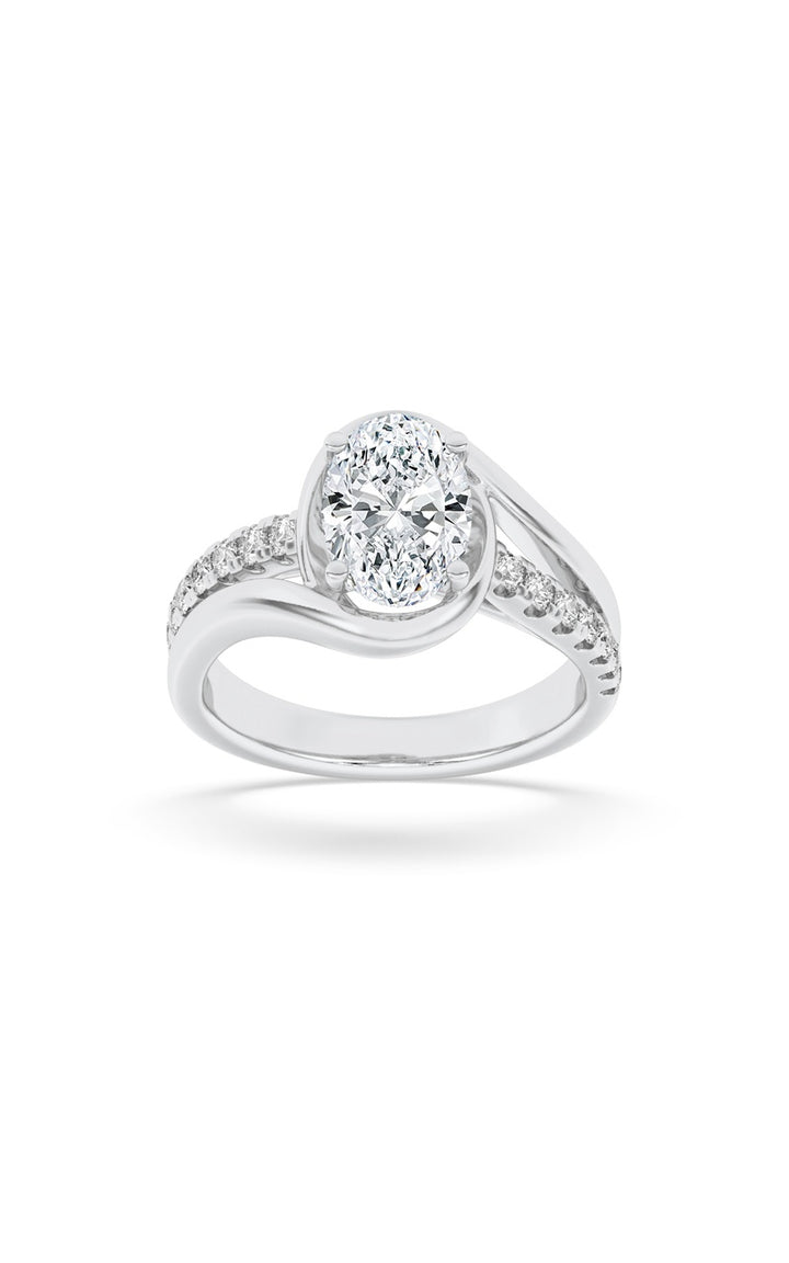 3.5CTW Oval Shaped Lab Grown Diamond (F/VS) Swirl Shank Accented Engagement RING in 14K Gold