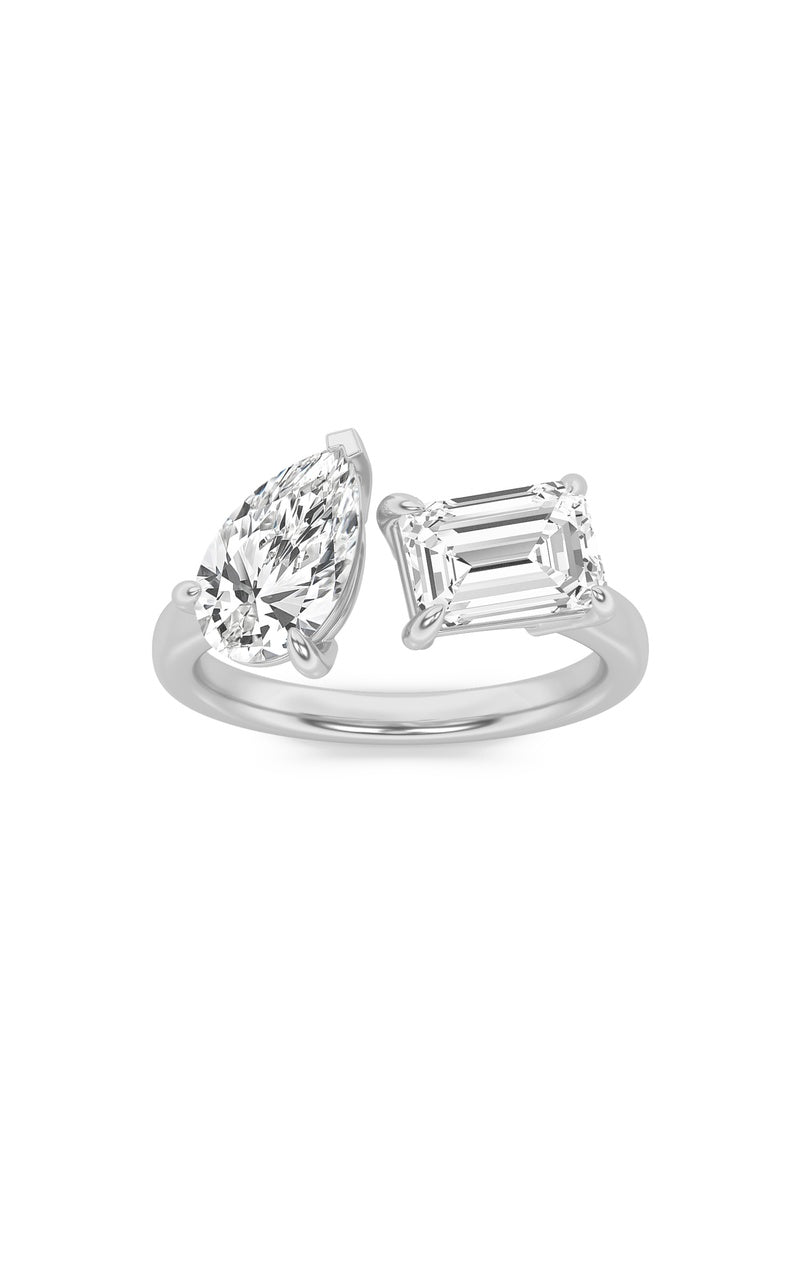 3Cttw Emerald Shaped Lab Grown Diamond (F/VS) Toiet Moi Fashiion Ring in 14K Gold