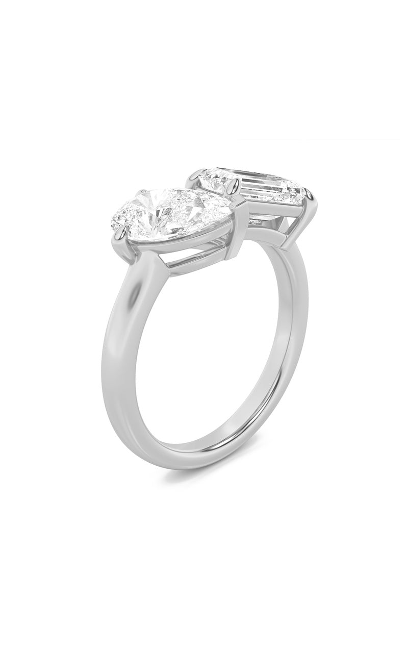 3Cttw Emerald Shaped Lab Grown Diamond (F/VS) Toiet Moi Fashiion Ring in 14K Gold