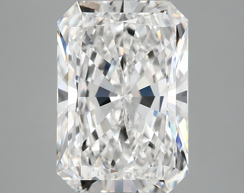 4.09 Carat Radiant Lab Grown Diamond