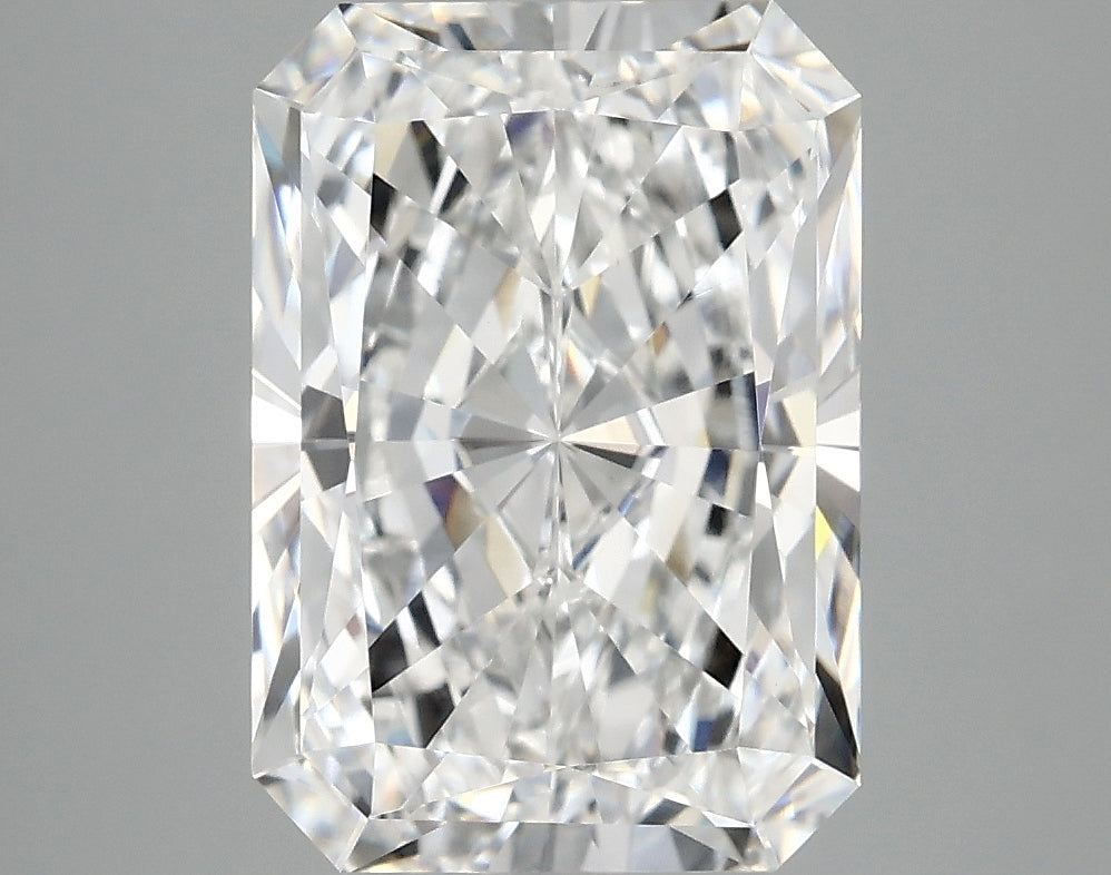 4.09 Carat Radiant Lab Grown Diamond