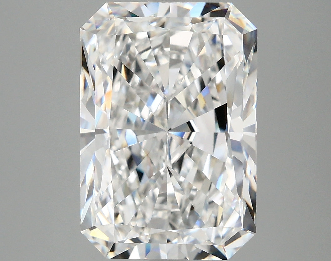 5.00 Carat Radiant Lab Grown Diamond