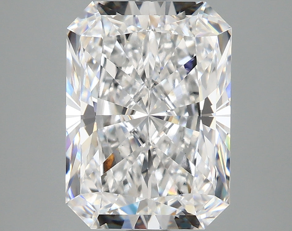4.09 Carat Radiant Lab Grown Diamond
